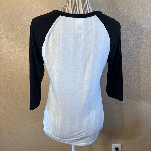 Disney Stitch Raglan Top Medium White Black 3/4 Sleeve Baseball Tee Jerry Leigh - Picture 6 of 16